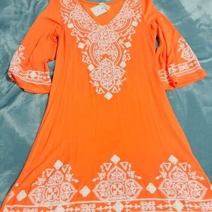 Dress, Orange with white embroidery size large - stretchy